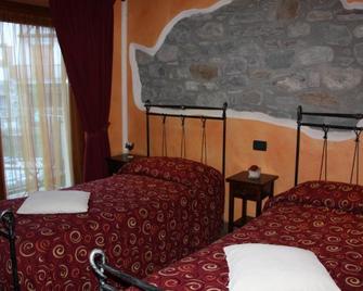Lo Teisson Bed and Breakfast - Pollein - Chambre