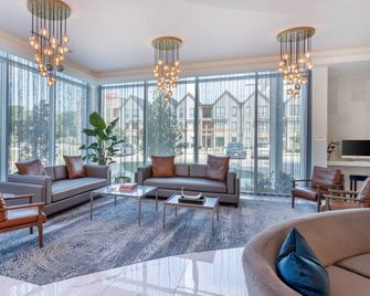 Cambria Hotel Waco University Riverfront - Waco - Lobby