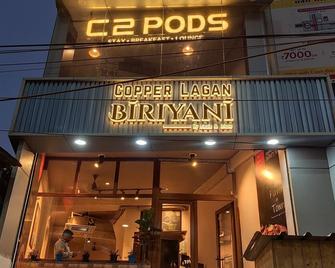C2 Pods - Benarés - Edificio