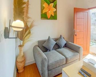 Abams Gili Air - Pemenang - Living room