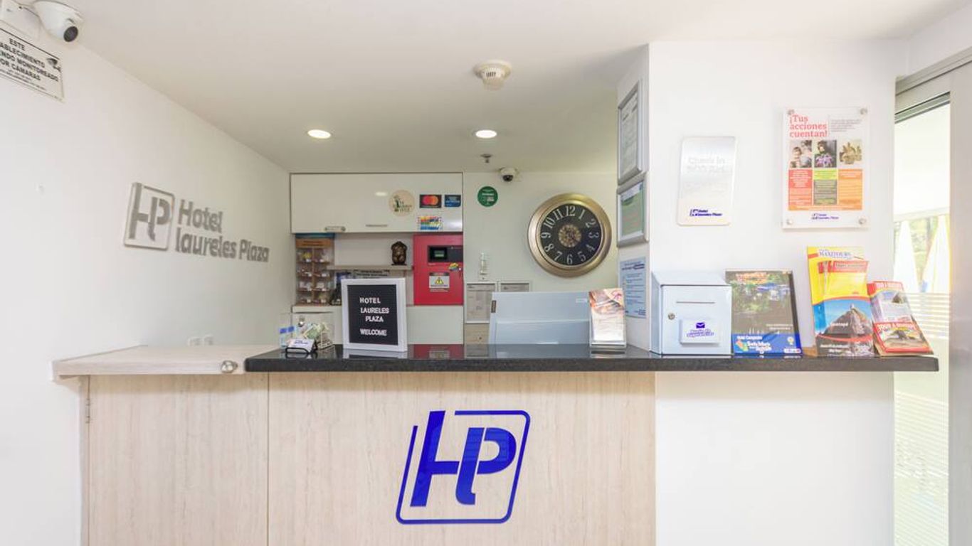 Hotel Laureles Plaza