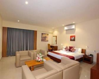 Geetha Residency - Anantapur - Bedroom