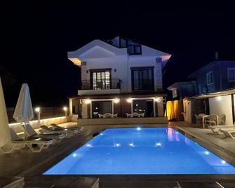 Villa Burçin Apart - Dalyan (Mugla) - Pool