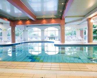 Hotel & Spa Vacances Bleues Villa Marlioz - Aix-les-Bains - Pool