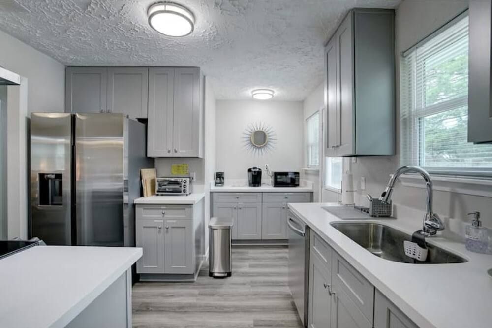 Space & Shore Retreat - هيوستن - مطبخ