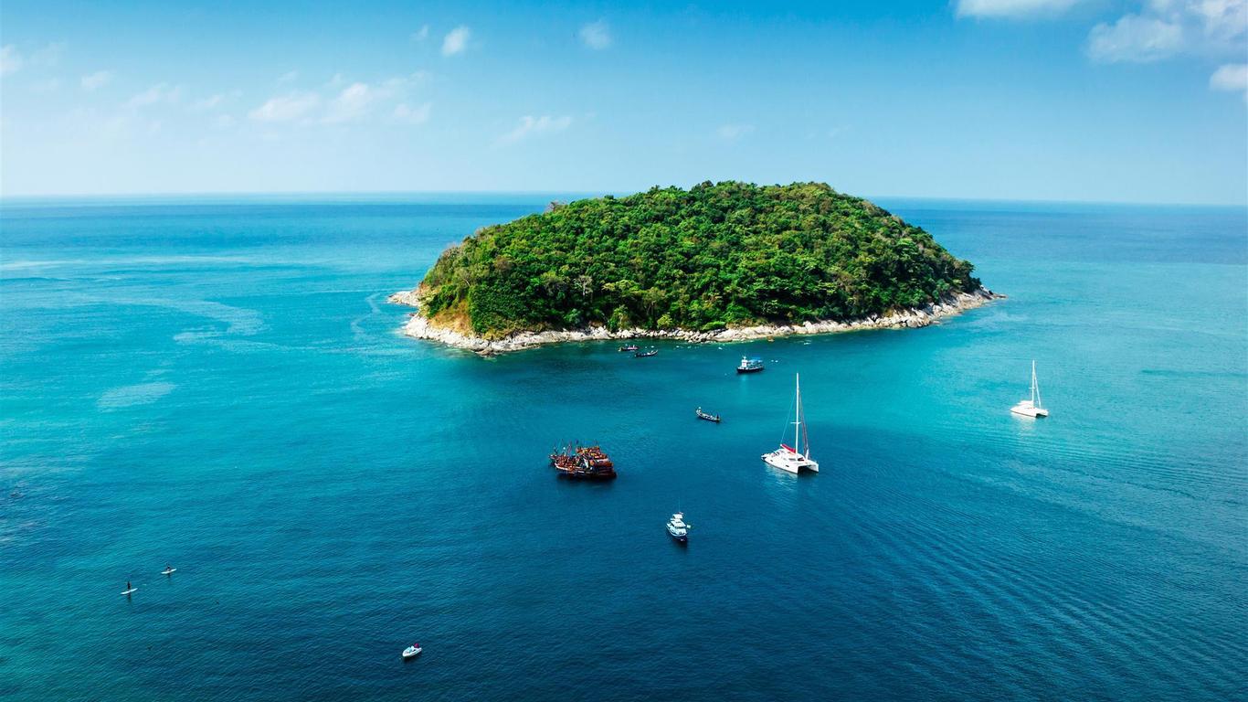 Naiharn On The Rock Resort Phuket
