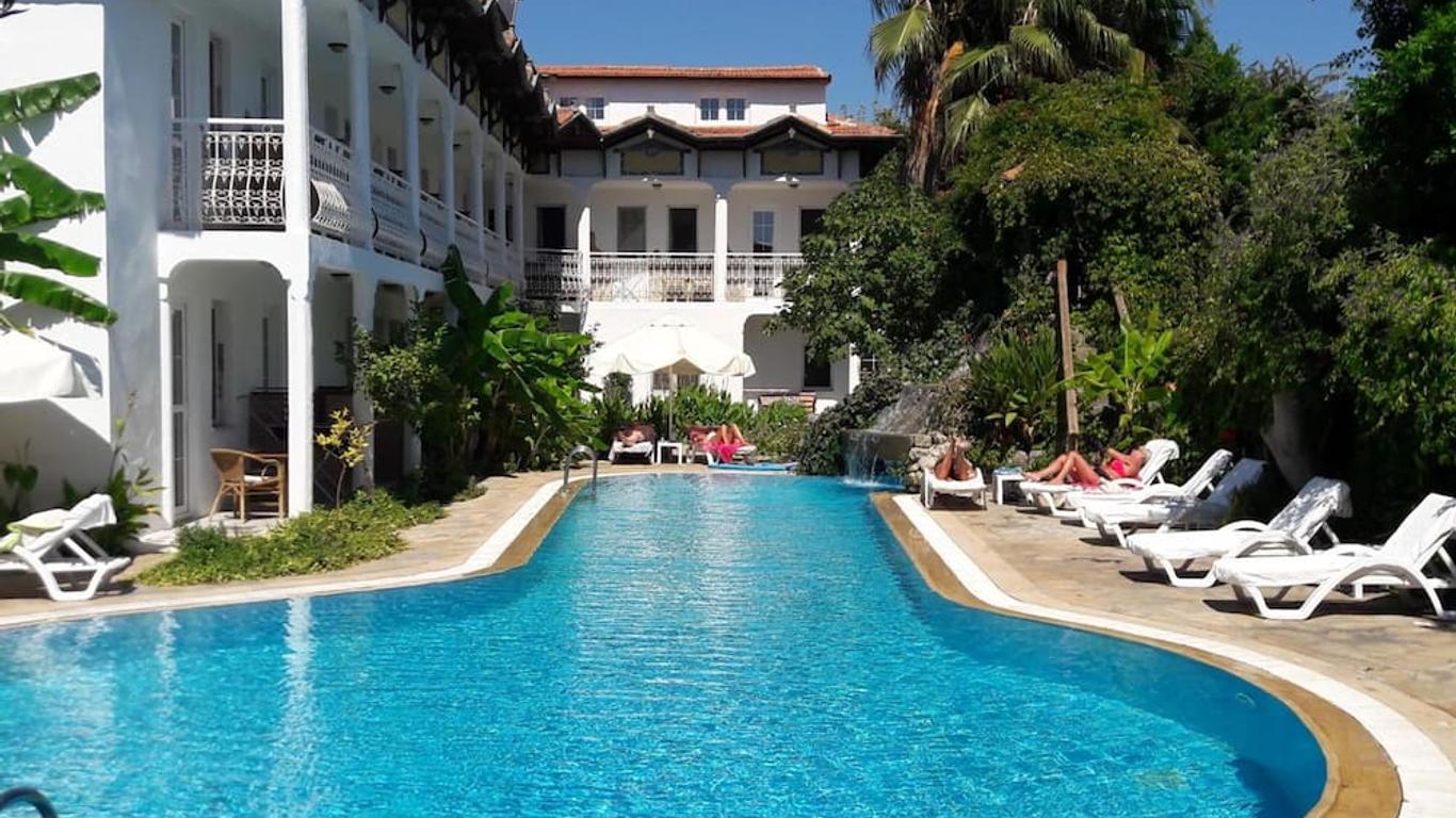 Central Park Otel - Adult Only