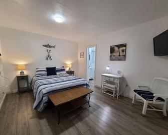 Sun Island Motel - St. Pete Beach - Habitación