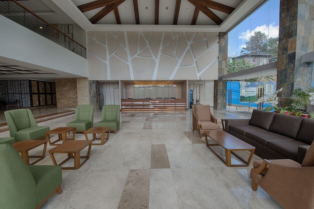 نيوتاون بلازا هوتل - باغيو سيتي - ردهة