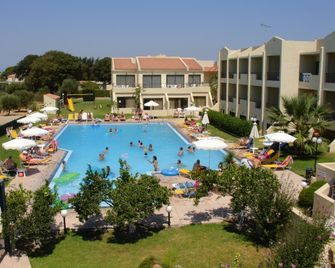 Summerland Hotel & Bungalows Ιαλυσός - Ιαλυσός - Πισίνα