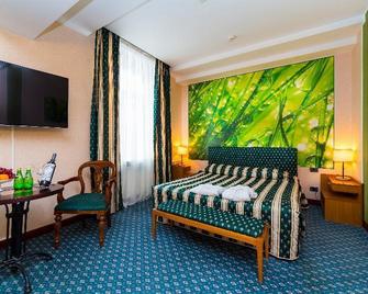Oksana Hotel - Moscow - Bedroom