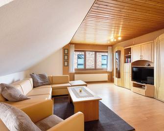Urlaub Ostholstein - Stockelsdorf - Wohnzimmer
