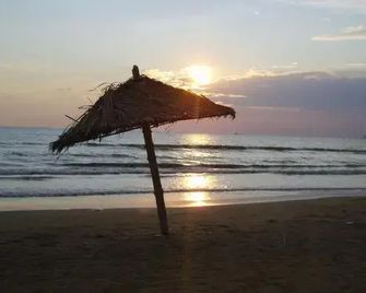 Hotel Dragoi - Velipojë - Beach