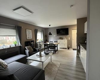 Ferienwohnungen Stilschön - Diedrichshagen - Sala de estar