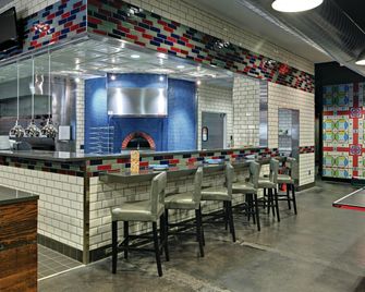 DoubleTree by Hilton St Paul Downtown - Saint Paul - Bar