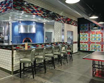DoubleTree by Hilton St Paul Downtown - Saint Paul - Bar
