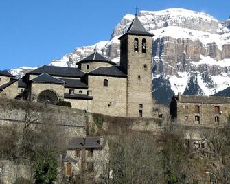 Casa Petirrojo for 4 people - Torla - Building