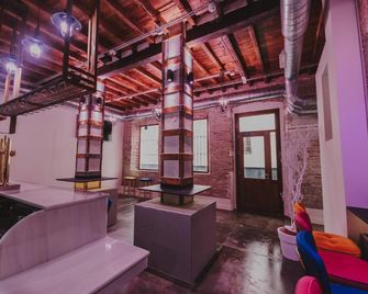 4U Hostel - גרנדה