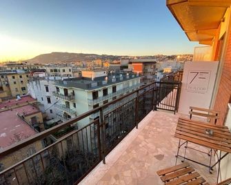 7th Floor Suite - Napoli - Balkon