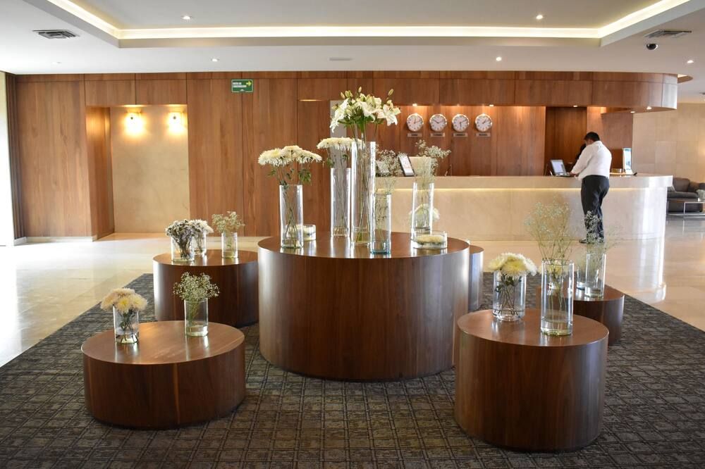 Hotel Palacio Azteca Tijuana Trademark by Wyndham - טיחואנה - דלפק קבלה