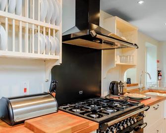 Coachman's Cottage - Uk11449 - West Haddon - Kitchen