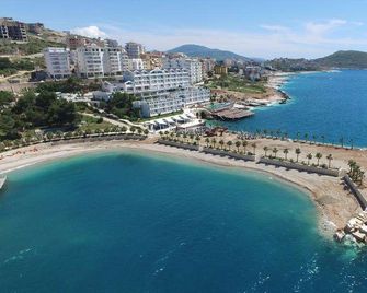 Santa Quaranta Premium Resort - Sarandë - Building