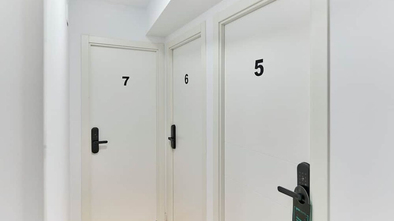 Hostal Carmen by gaiarooms