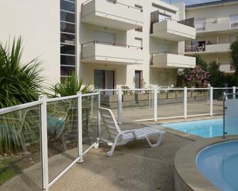 Apartment type studio south terrace pool view La Rochelle Les Minimes - La Rochelle - Pool