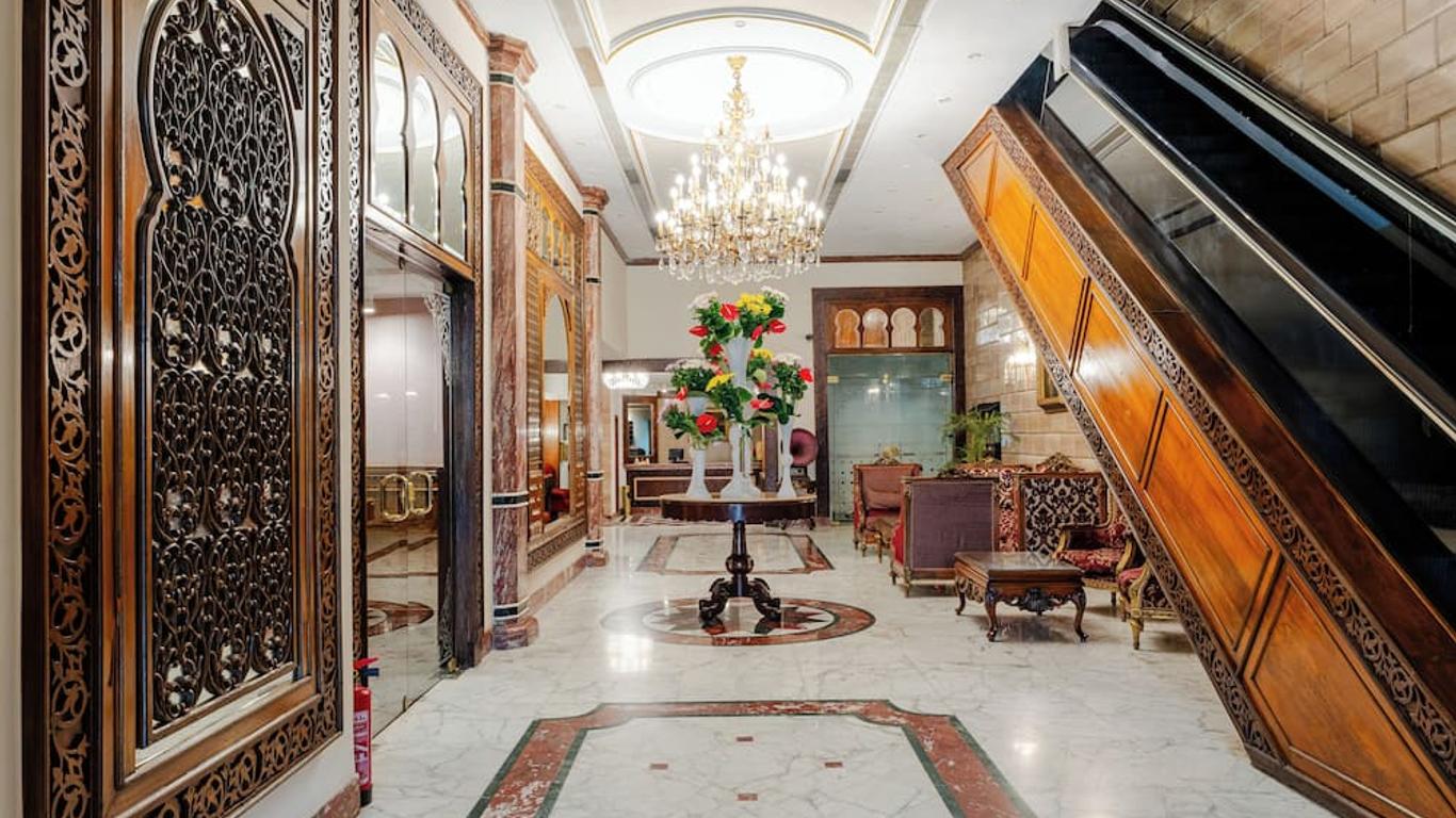 Om Kolthoom Hotel