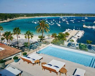 Hotel Honucai - Colònia de Sant Jordi - Pileta
