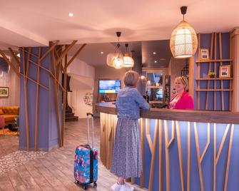 Hotel de la Plage - Dieppe - Recepción
