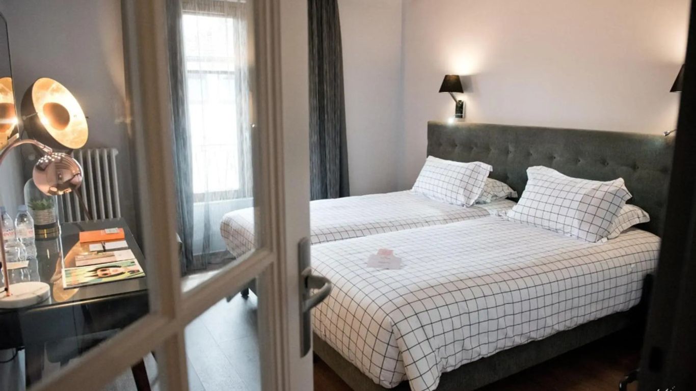 آرم دو شومباني