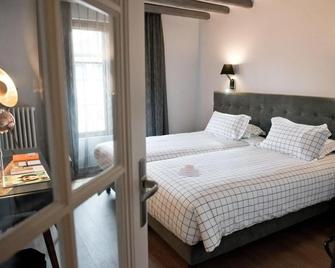 Armes De Champagne - L'Épine - Chambre