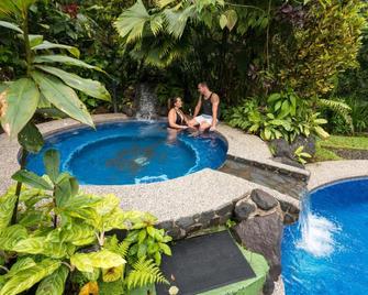 Catarata Eco-Lodge - ลา ฟอร์ตูนา