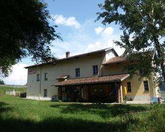 Ostello Del po - Saluzzo - Building