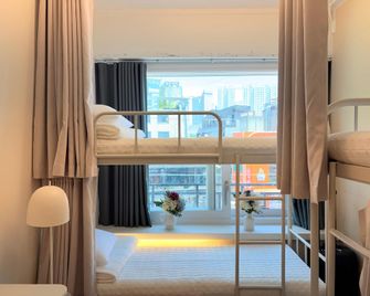 Hongdae Street - Mamas n Papas - Female Only - Seoul - Schlafzimmer