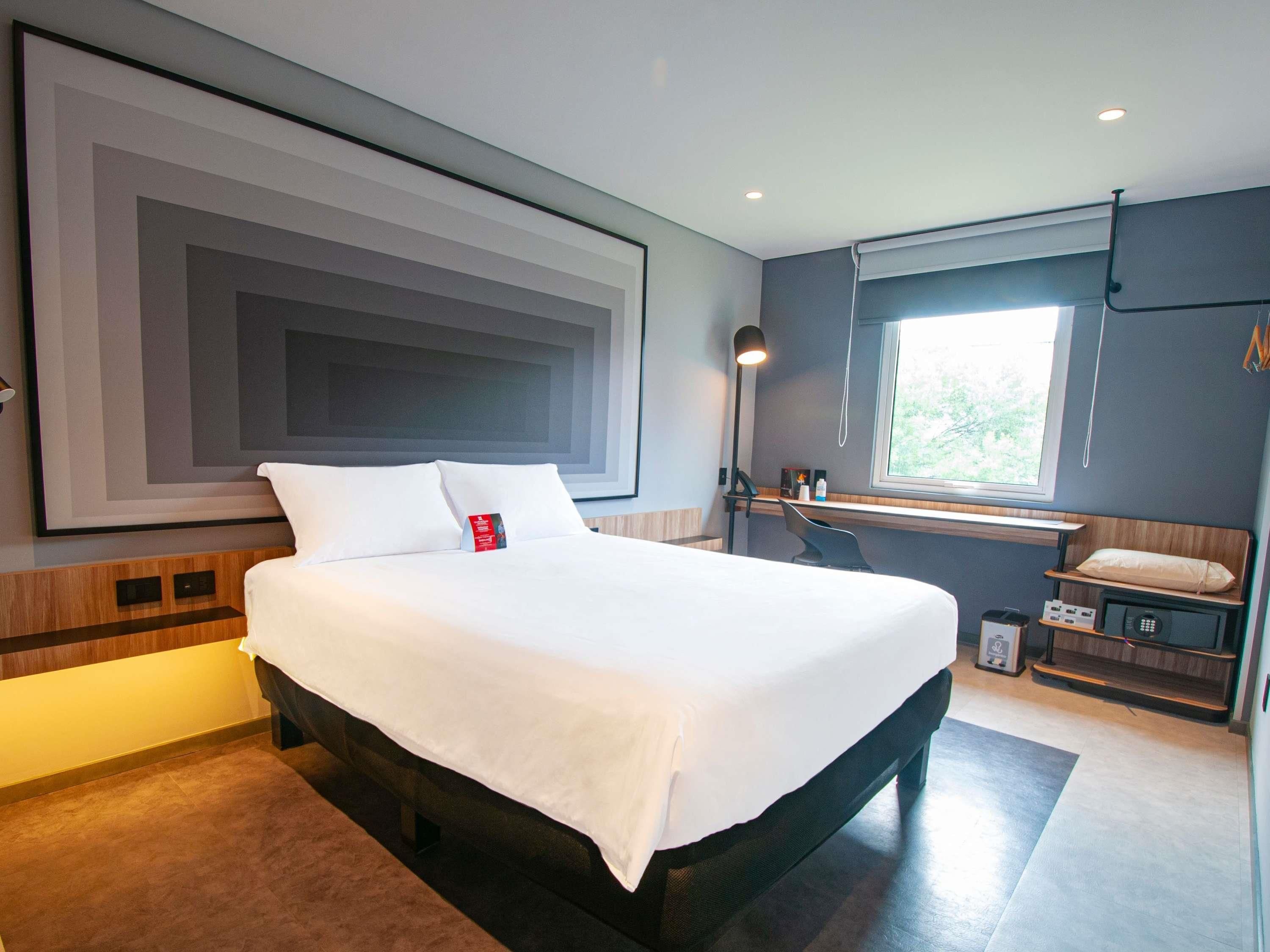 إيبيس مونتيري إيروبويرتو