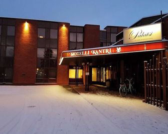 Sport Hotel Kantri - Kankaanpää - Gebäude