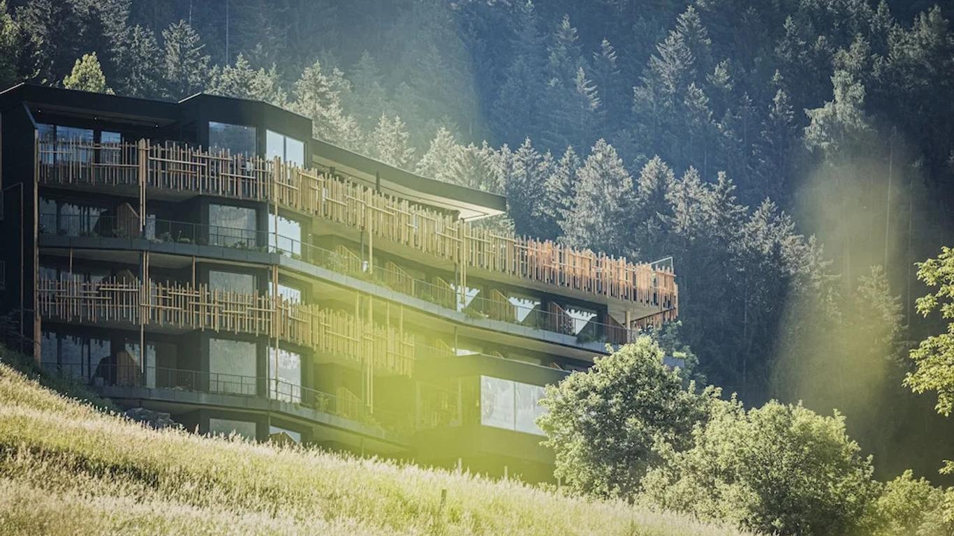 ماونتين آند سول