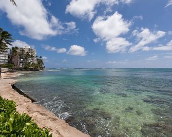 High Floorocean-Viewqueen-Bedstudio W/Kitchenette, Very Quiet Building - Honolulu - Beach