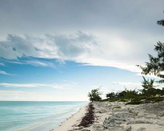 Caribbean Sea Breeze Villas - Providenciales - Playa