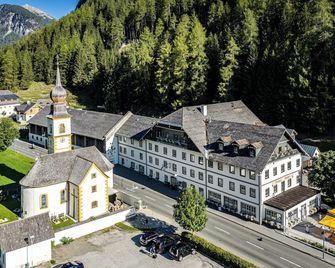 Landhotel Postgut - Tweng - Building