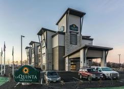 La Quinta Inn & Suites by Wyndham Walla Walla - Уолла-Уолла - Здание