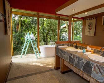 Chayote Lodge - San Juanillo (Alajuela) - Baño