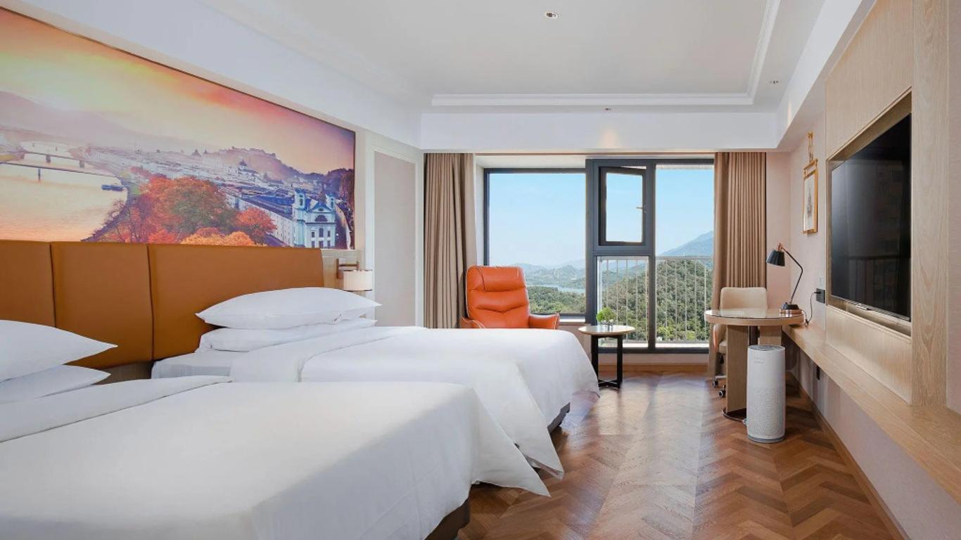 Vienna Hotel Shenzhen Aiguo Road