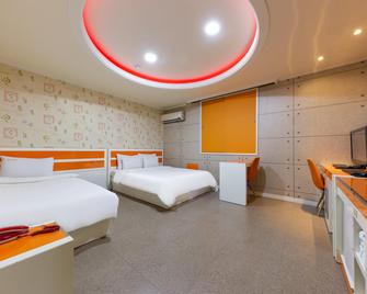 Daejeon Yucheon Cozaza - Daejeon - Schlafzimmer