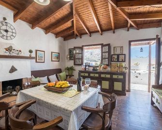 Casa María - Tamaimo - Dining room