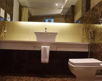 South Coast Hotel Wagle Estate Thane - Thāne - Bathroom