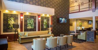 Parke Regency Hotel & Conf Ctr., BW Signature Collection - Bloomington - Lounge