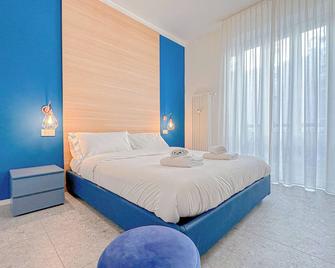 Sarpi Suites - Chinatown - Appartamento con 5 camere - Milán - Habitación